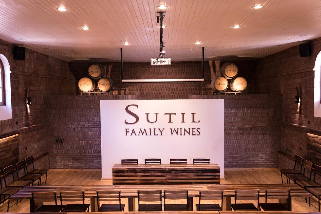 Vina La Playa Hotel & Winery Santa Cruz Buitenkant foto